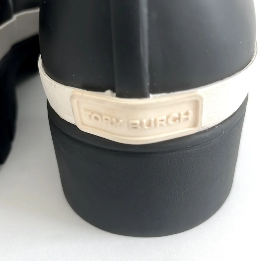 TORY BURCH Hurricane Ankle Boots Perfect Black Tan Lug Sole Shoes Size 11 New - Picture 8 of 10